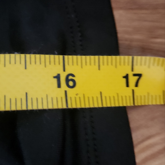 Ardene Med Black Fitted Crop Blouse Flattering‎ Silhouette Square Neck - Picture 7 of 7